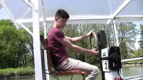 YOUNG CUTE BOY - OUTDOOR WEBCAM