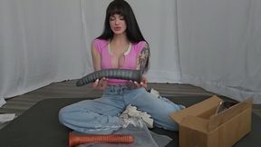 Square Peg Toys Unboxing!