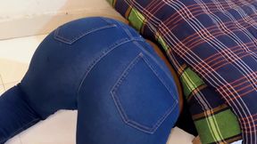 Open Big Boobs &amp; Huge Ass Hot Maid in Tight Jeans Stuck Under Bed &amp; I Started Masturbat After Seeing