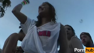 WILD WET T 4 - Scene 2