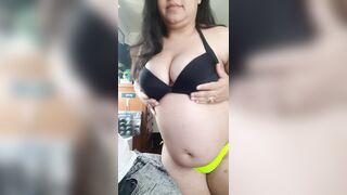 DEEP THROAT LATINA PREGNANT