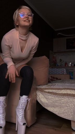 Just Look at This Cutie in High Heels!