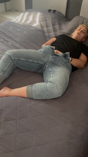 Masturbation Work on My Bed Just Time for Me I Want You but I'll Get It Myself Head Cinema