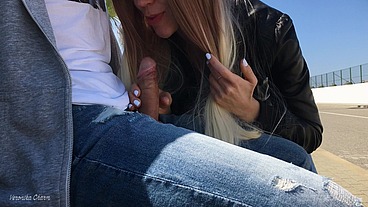 Girl Was Surprised To See Guy Jerking Off Dick In The Park 4K