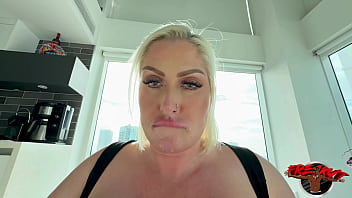 Mz Dani&#039_s sloppy blowjob and titty fuck