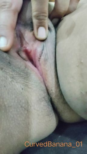 Riya bhabhi ke choot ki khujli