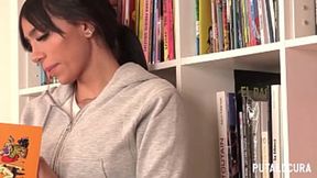 Colombian bombshell Alejandra Rico ravishes pal in quiet library hotspot