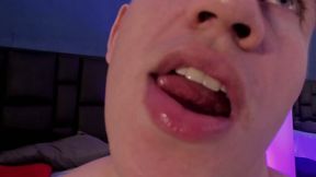 Mikael Slow Private Show