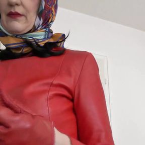 Big Sunglasses Show - Headscarf Makes You Cum