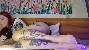 ignore footfetish french pedicure