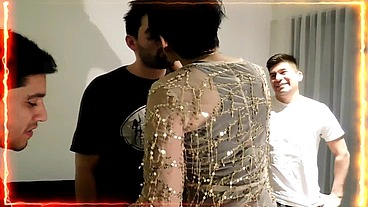 vinieron unos amigos y nos cojimos a la vecina (perla lopez) parte 2