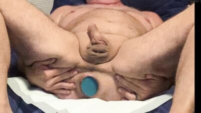 After an intense 2 hours of play, decided to ride the Friendly Toys Knuckle 30 for about 45 mins. Fisted myself too