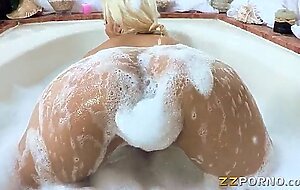 Sexy milf holly brooks asshole ripped and cum facialed