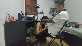 secretaria me chupa la polla y se deja grabar la cara