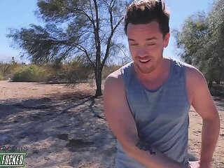 Big Booty Hitchhiker Picked Up N Fucked - Mandy Muse