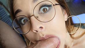 ”OYE LOCA Vanessa Vega Working For That Facial”