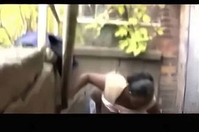 Mega Tetona: Cogida en la Calle