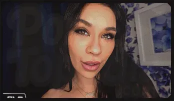 Delilah Dagger Facial Frenzy with Romeo Mancini