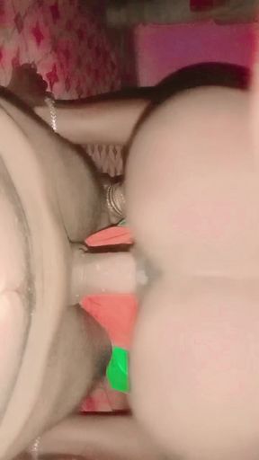 Hindi Jungle Vlog, Desi Sundar Bhabhi went to make a vlog in the jungle with her brother-in-law and the brother-in-law her