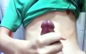 IS RAINIG CUM