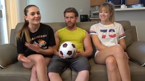Lucky guy gets both girls to strip and suck him off in the pool