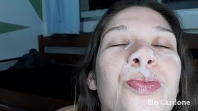 fodeu minha buceta com forca no sofa