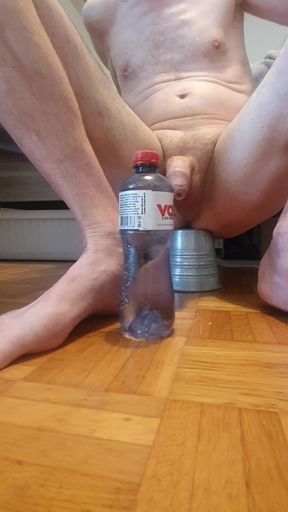 New quick bottles male anal insertion +cum.