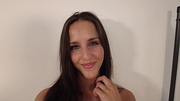 192 - 1 Babe fucks for creampie