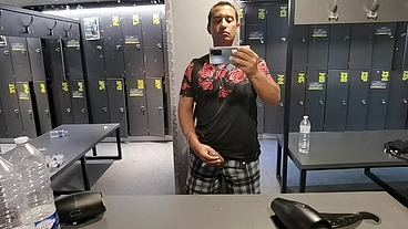 TU GOSTA DE MAMAR ?
