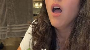 Flowers cause sneezing fit (14 sneezes with nose blowing)