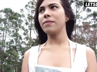 Curvy Lalin girl Chick Paola Picked Up for Hard Bang with Large Jock Man - CARNE DEL MERCADO