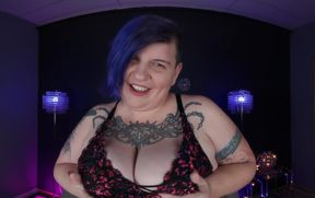 Begging to See Miss Quinns Ass and made to Eat Her Pussy Fingers