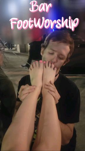 Bar FootWorship