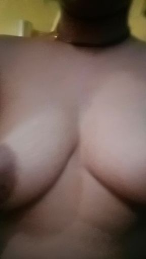 Julie Wet and Wild Pussy