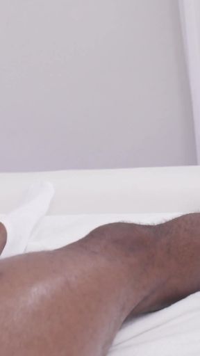 Ari Gets a Thick One Featuring Ari Alectra with Brickzilla