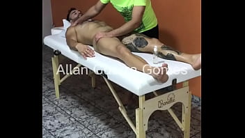 Sess&atilde_o de Massagem com o MASSAGISTA RIO DE JANEIRO fez final feliz no lutador de MMA Allan Guerra Gomes completo no x v&iacute_deos red - parte 1