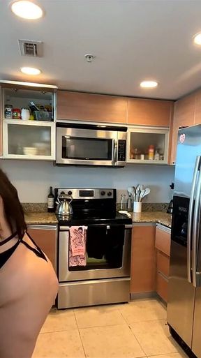 Bts: Live Stream Hanging Out with Dani