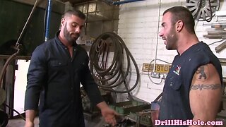 Muscle bottom jizzed on after anal