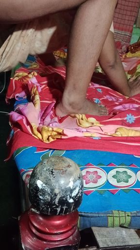 Bangladeshi Husband and Wife Fucking Video in Village House