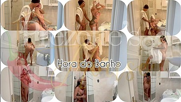 Hora do banho, traição de macho casado Dotado 22 Safado botando a trans pra mamar no banheiro.