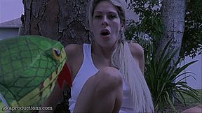 Explorer Nikki Brooks Mesmerized & Fucked By Jungle Snake (SD 720p WMV)