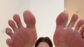 Social Media Creator @urhotddina @Feet Porn and #Shaved Pussy #Natural Big Tits #Naked #Brunette #Solo #Big Boobs xxx gratis hardcore | Tik.Porn