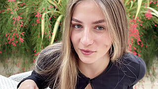 Rose Teen fuck, fingering & rimming.
