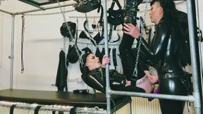Latex Sex swing Lesbian Domination