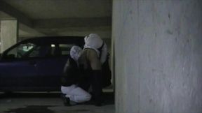 baise dans un parking par une racaille de citeabuse dans un parking public ...