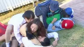 Wild Asian Chick Fuckfest Outdoors, Steamy Sex In The Sun