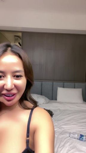 Big boobs model from indo horny as fuck   Clip 1