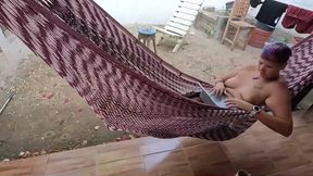 Wife&#039;s Getting a Cock in Her Mouth While She Is Lying in the Hammock