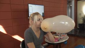 Abby Marie Evaluates Bachelorette Party Balloons (MP4 720p)