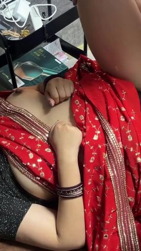 Memorable moment from &quot;Indian college girl got sex by pubic hair removal salon employee! Desi, blowjob, Saree, Amateur,&quot;